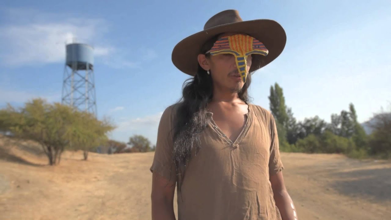 Antonio Kulumi - Cuando en este invierno nazca el sol (MusicVideo)