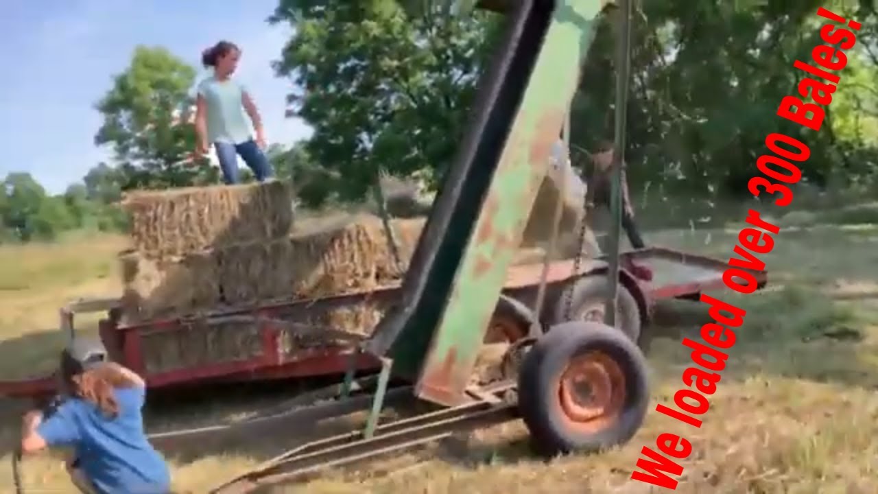 Our first time using A pop up square bale loader