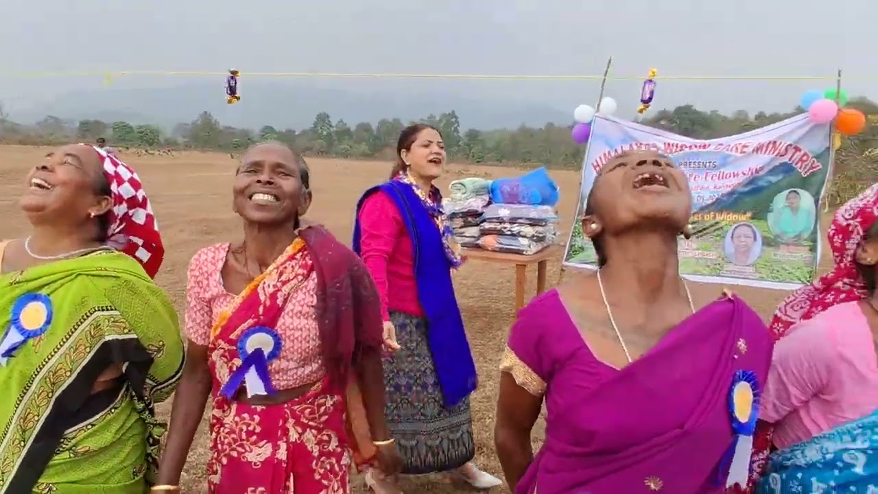 Fun time with single mom .see their smile 😃 