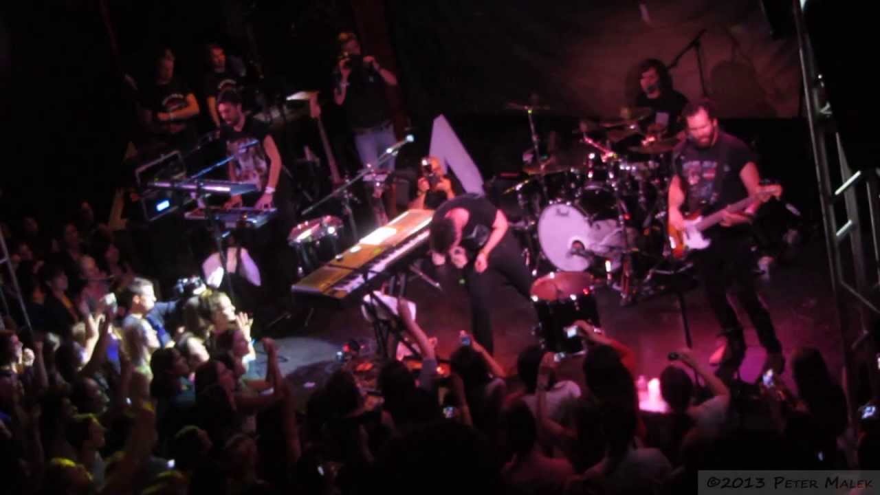 Bastille - Pompeii (Live At The Troubadour - 7/23/2013)