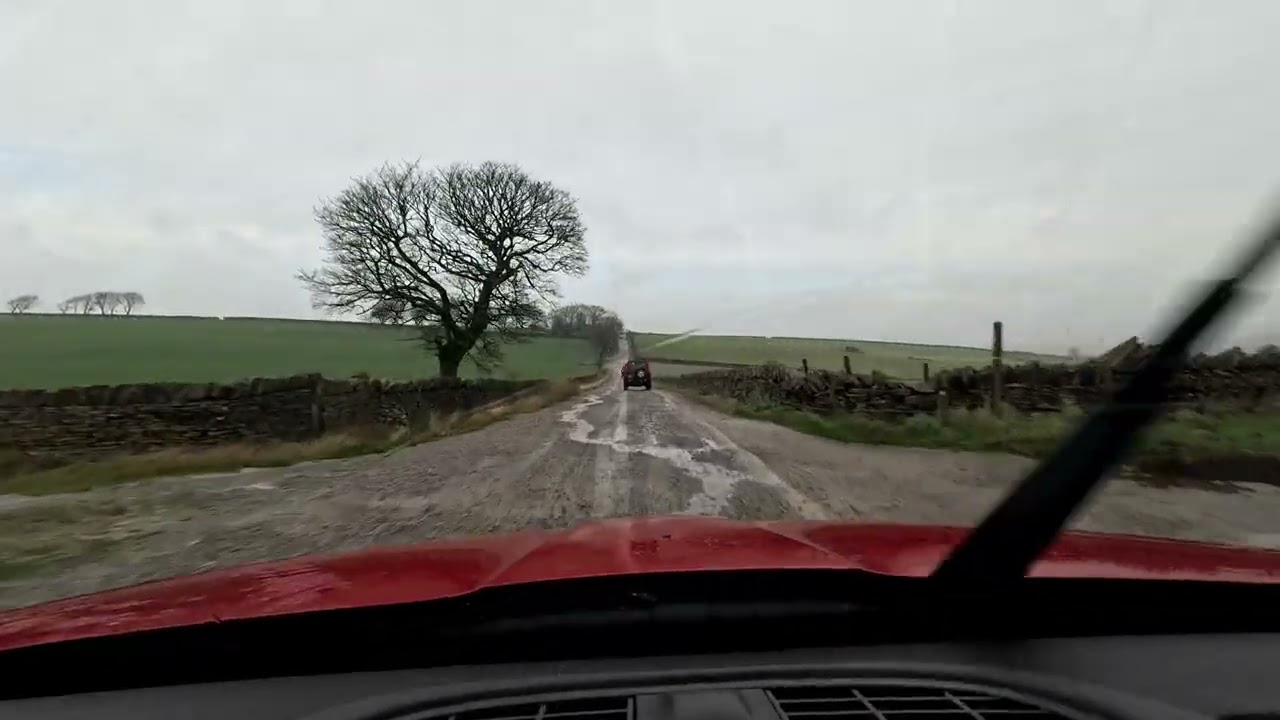 Green Lanes in a Skoda Yeti - Cartworth Moor Road, Holmfirth