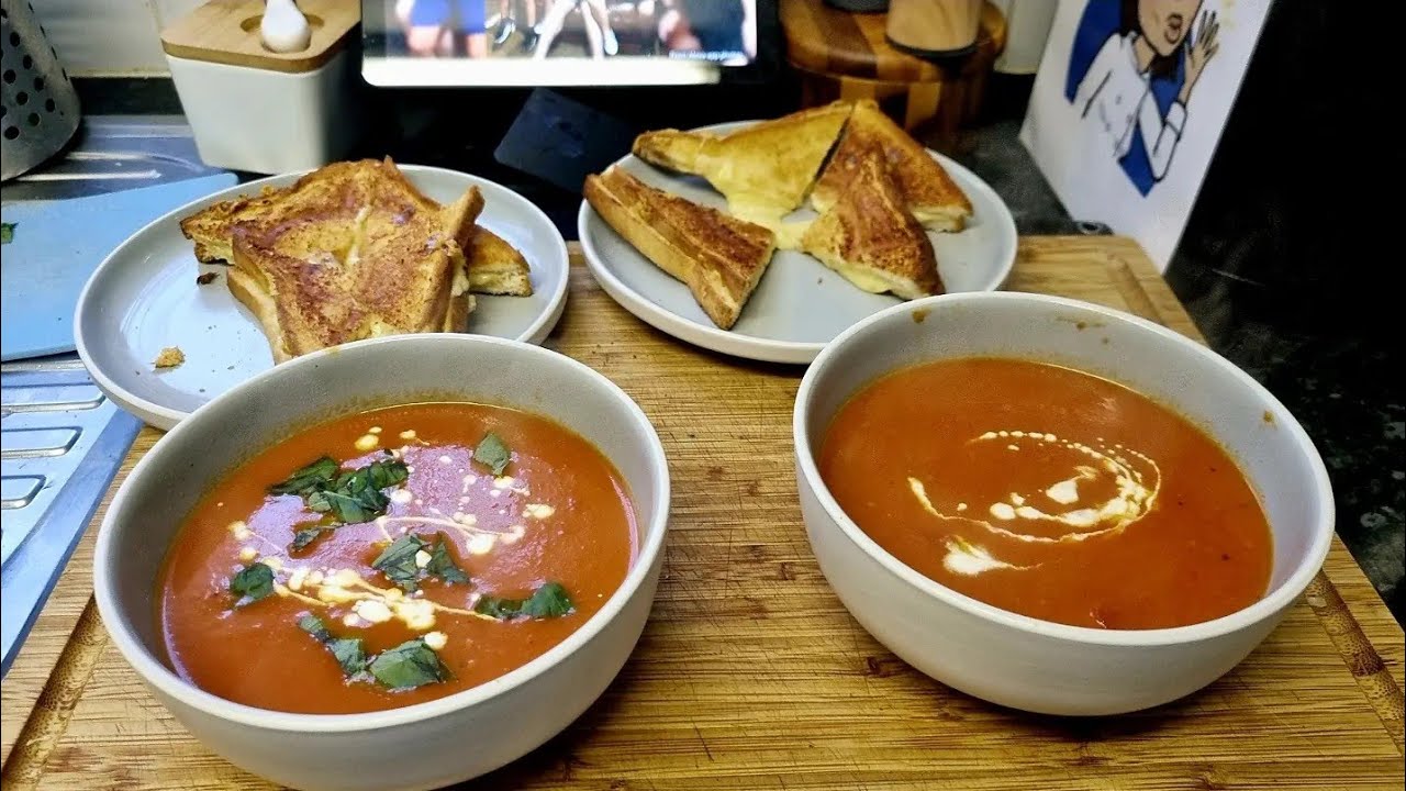 Tomato Soup with Cheese Toasties #ninja15in1 #ninjadual #pressurecooking #airfryerrecipes