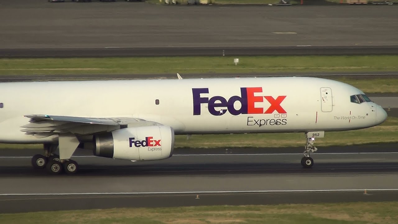 FedEx 757-200 [N962FD] Takeoff Portland Airport (PDX)