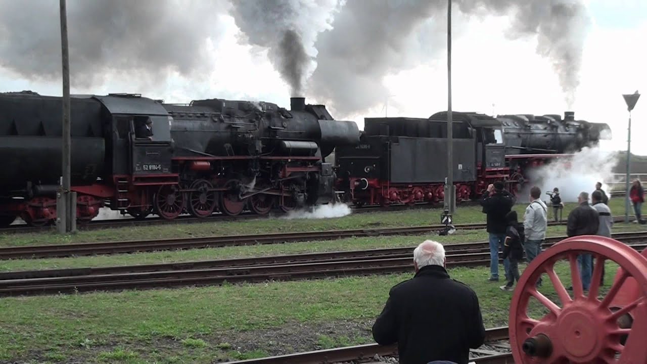 Dampflokfest Staßfurt, Okt. 2011, Anfahrt 44er & 52er mit angelegter Bremse