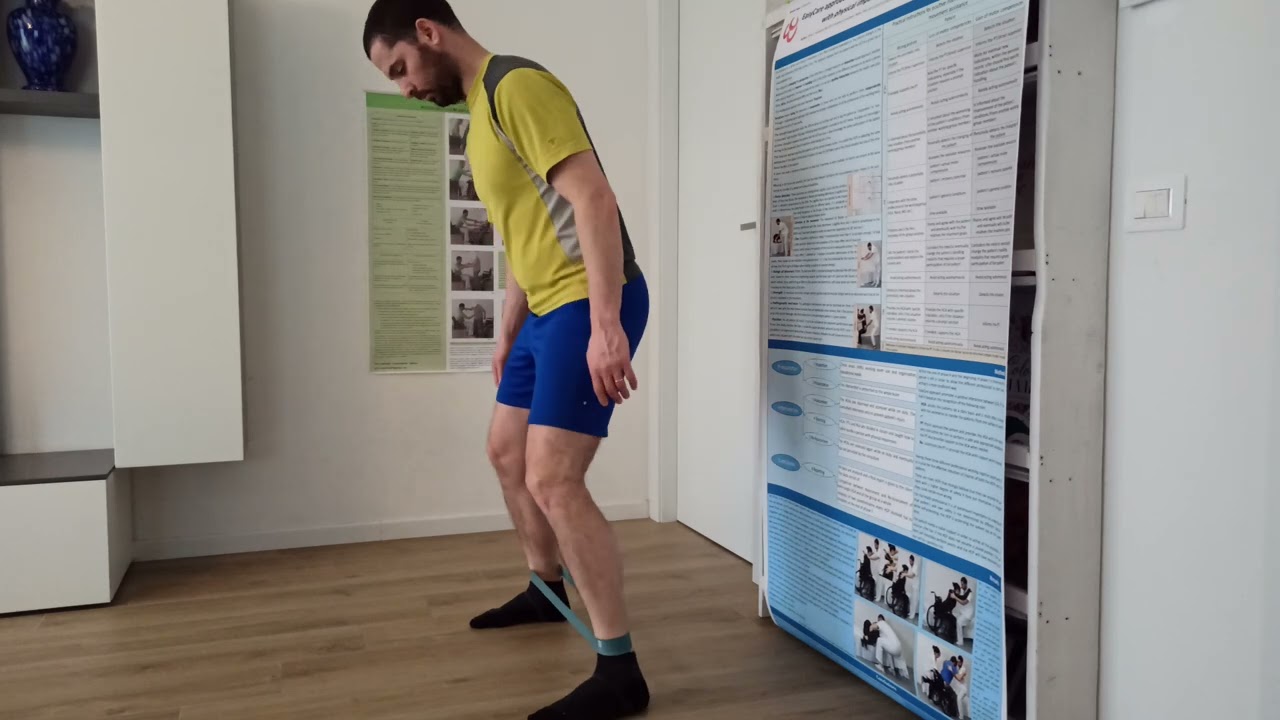 85 Resistance band walking