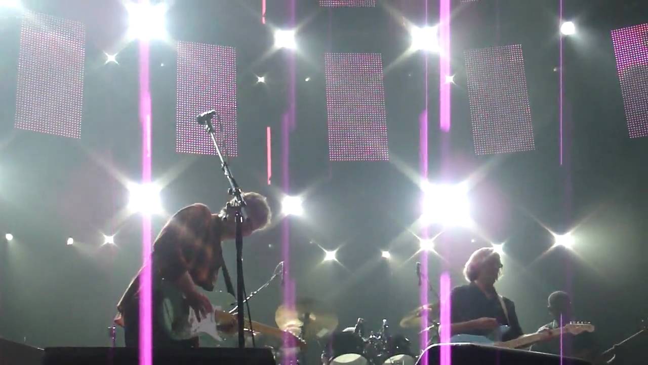 230510 ~ Eric Clapton & Steve Winwood @ Sportpaleis Antwerp (Part 10 - 'Dear Mr. Fantasy)