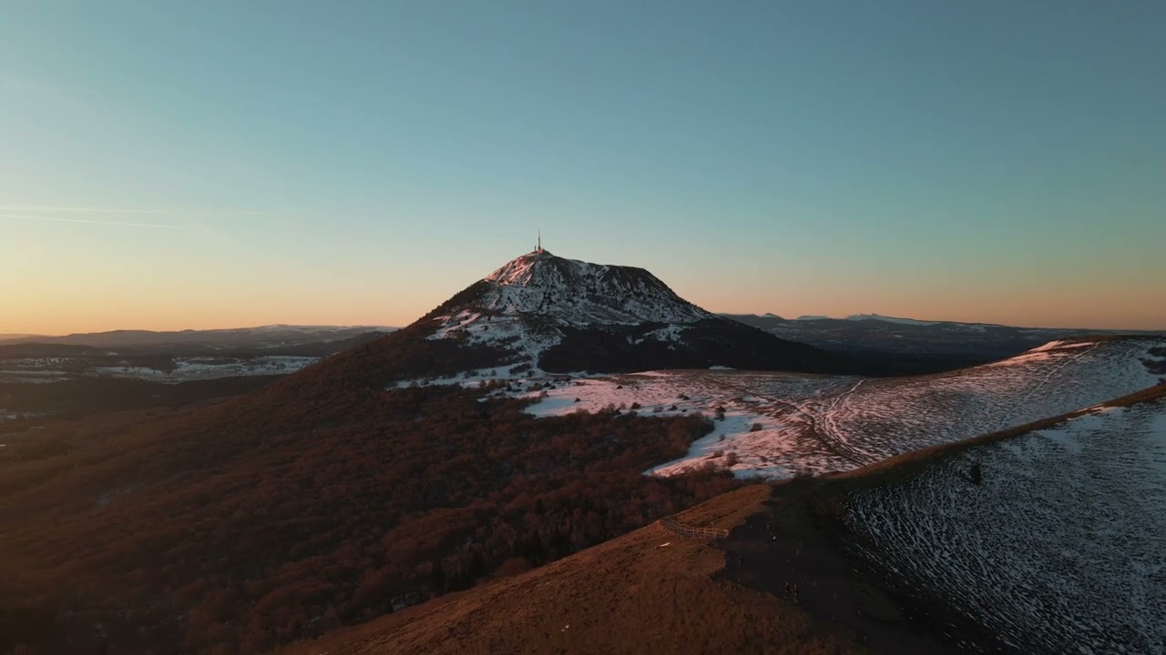 nos volcans d'Auvergne en hiver 