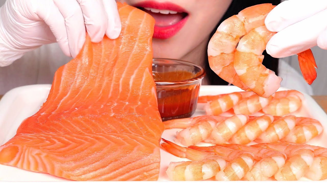 ASMR SHRIMP COCKTAILS & RAW SALMON 칵테일새우 통연어 먹방 サーモン 咀嚼音 EATING SOUNDS NO TALKING MUKBANG