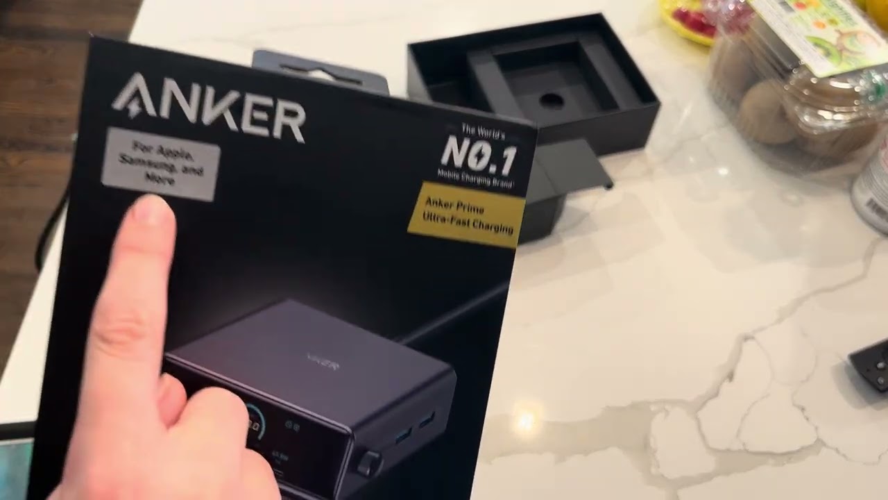 Anker ultra powerful desktop charging station 250 W ￼