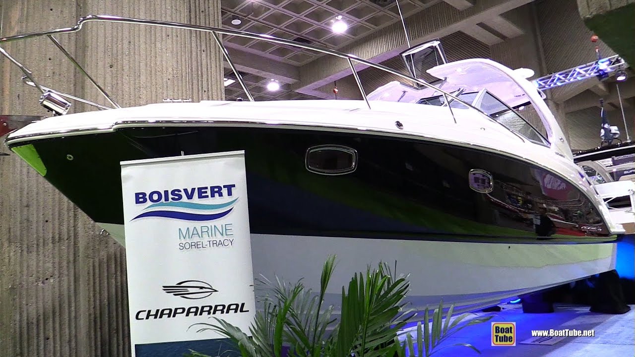 2017 Chaparral 330 Signature Motor Yacht - Walkaround - 2017  Montreal Boat Show
