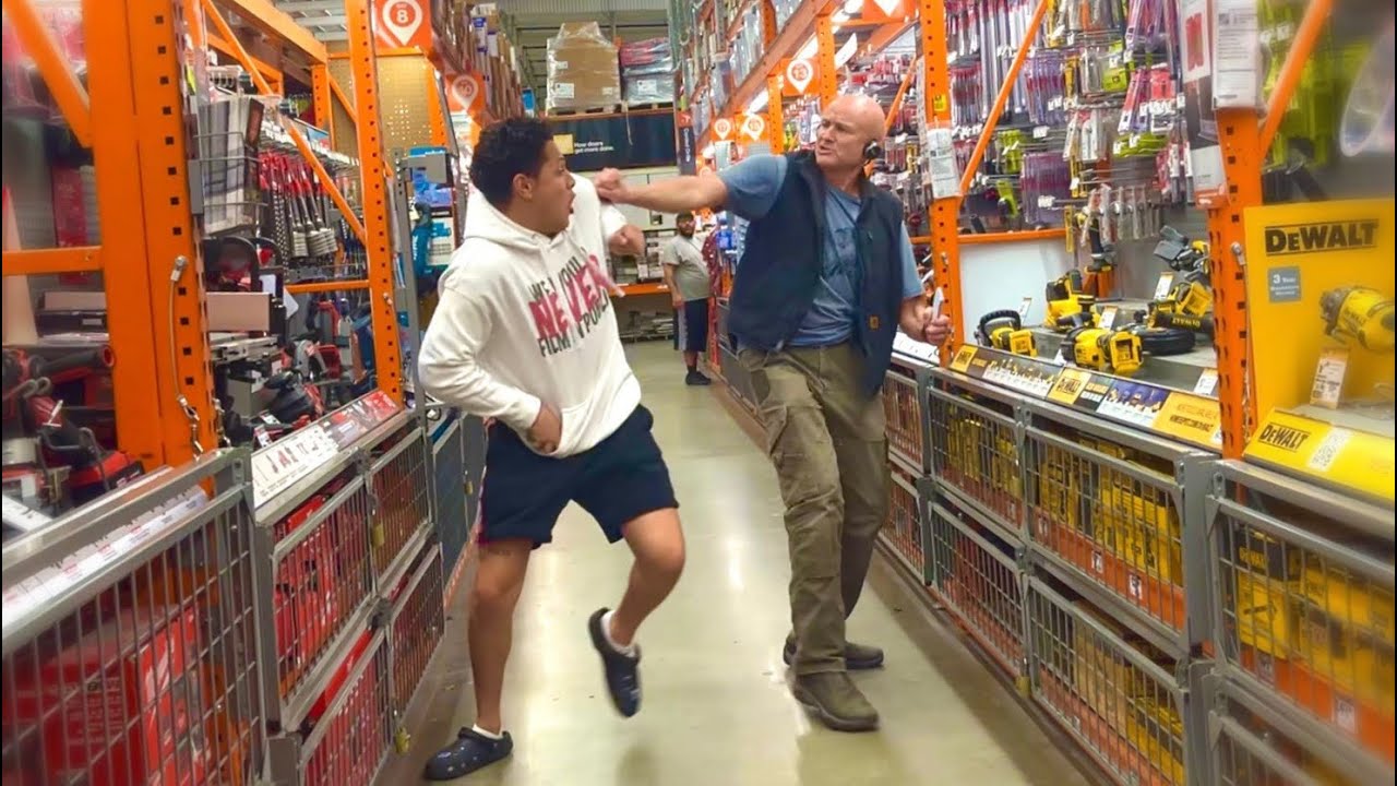 Sneezing On Strangers Prank!
