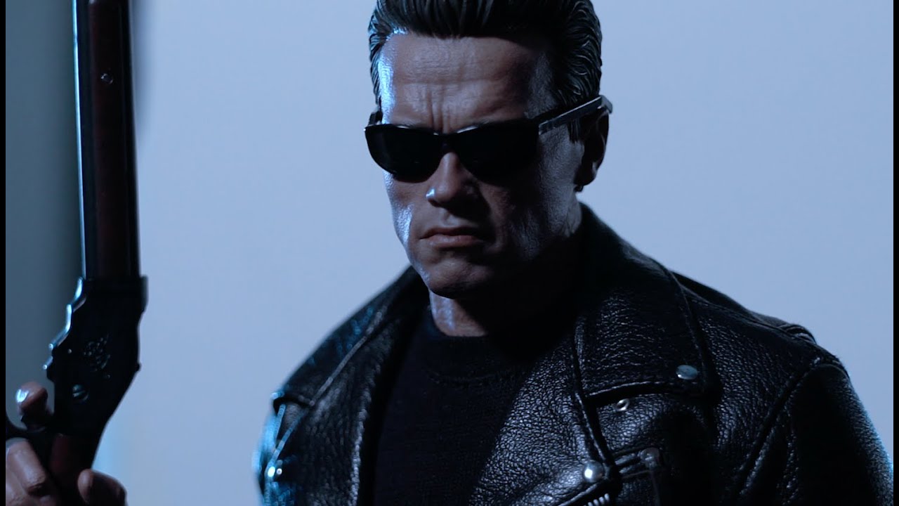 Hot Toys 1/6 Terminator 2 T-800 (Galleria Ver.) Review
