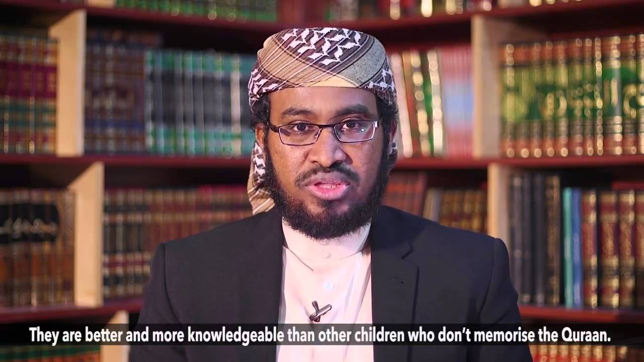 Faa'idada Xifdinta Qur'anka (Sheikh Faarax-Deeq Siciid)