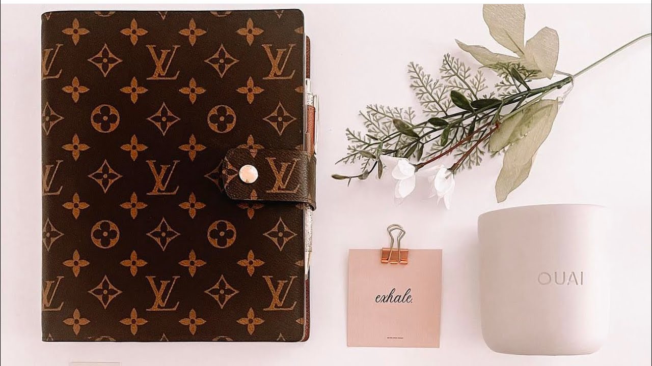 Neutral Louis Vuitton GM Agenda Monogram Functional Minimal Planner Setup
