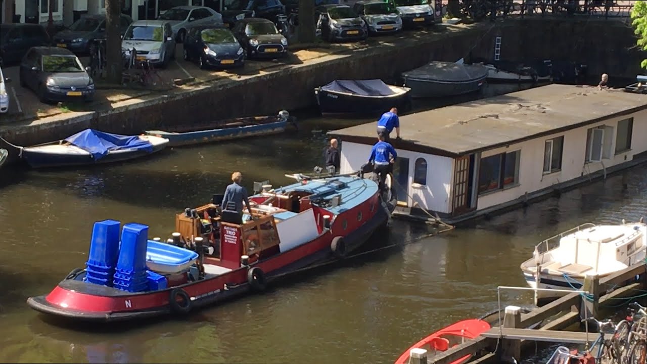 Moving Houseboat