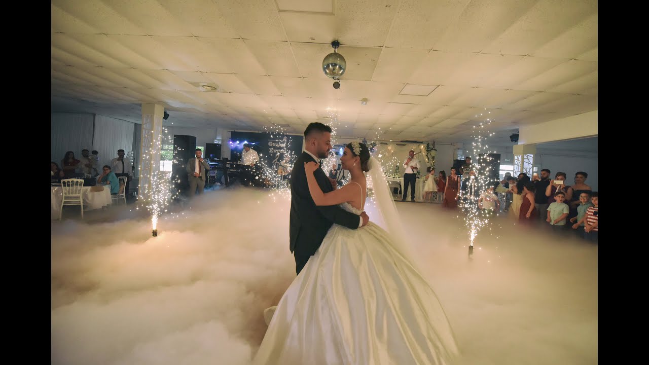 😍 Hüsne & Ali Dügün girisi ❤️ Magnifique entrée des mariés