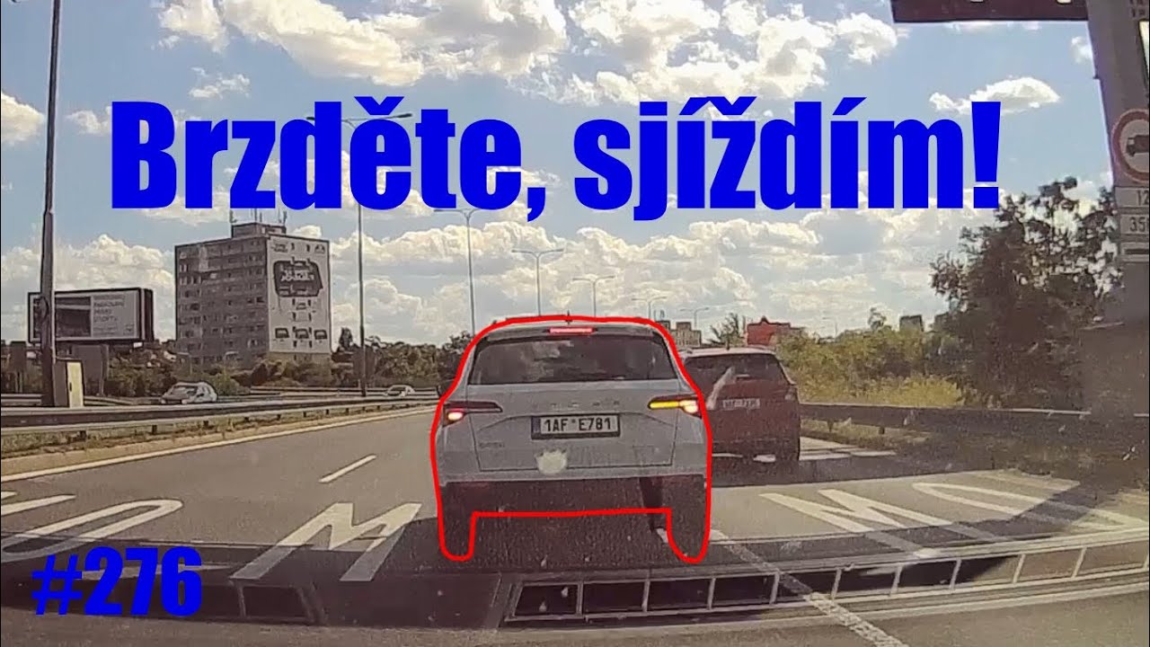 Vybrzdil mě, nedal přednost cyklistovi, náklaďák v poli, atd. Dashcam kompilace #276