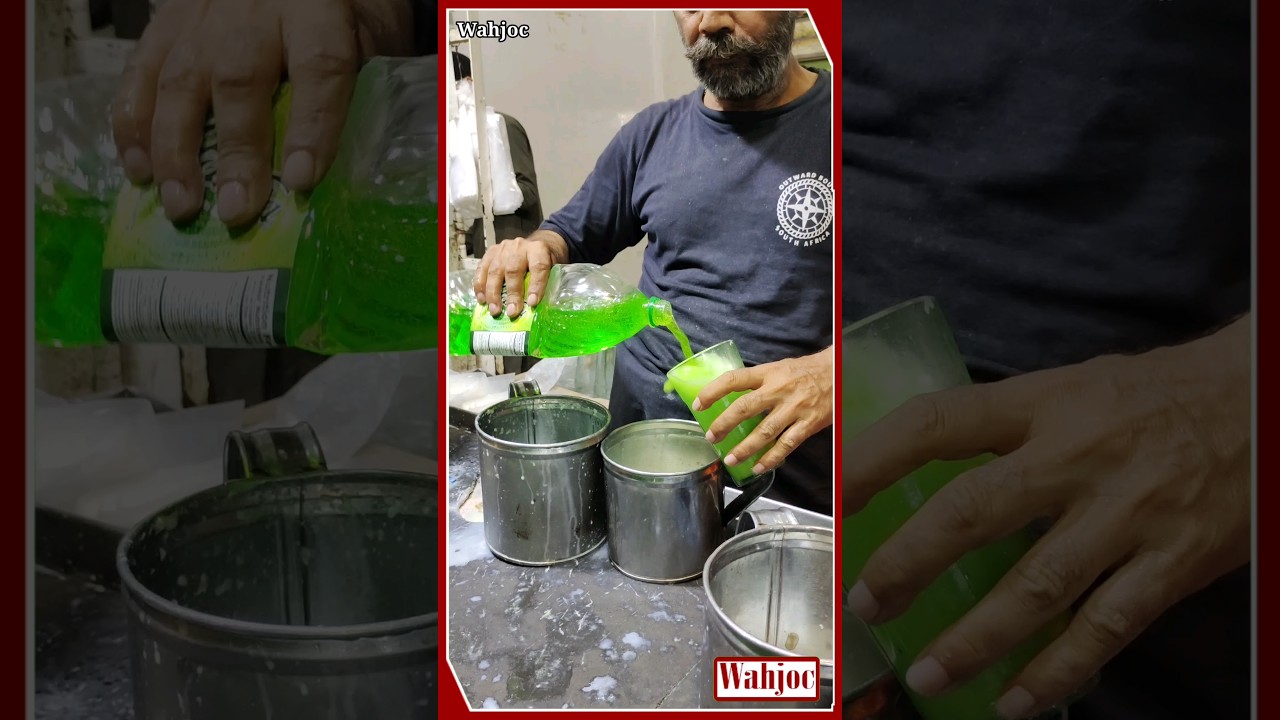Pakola doodh soda Famous Drink | Food Street Karachi | Famous Pakola milk recipe | Wahjoc Food