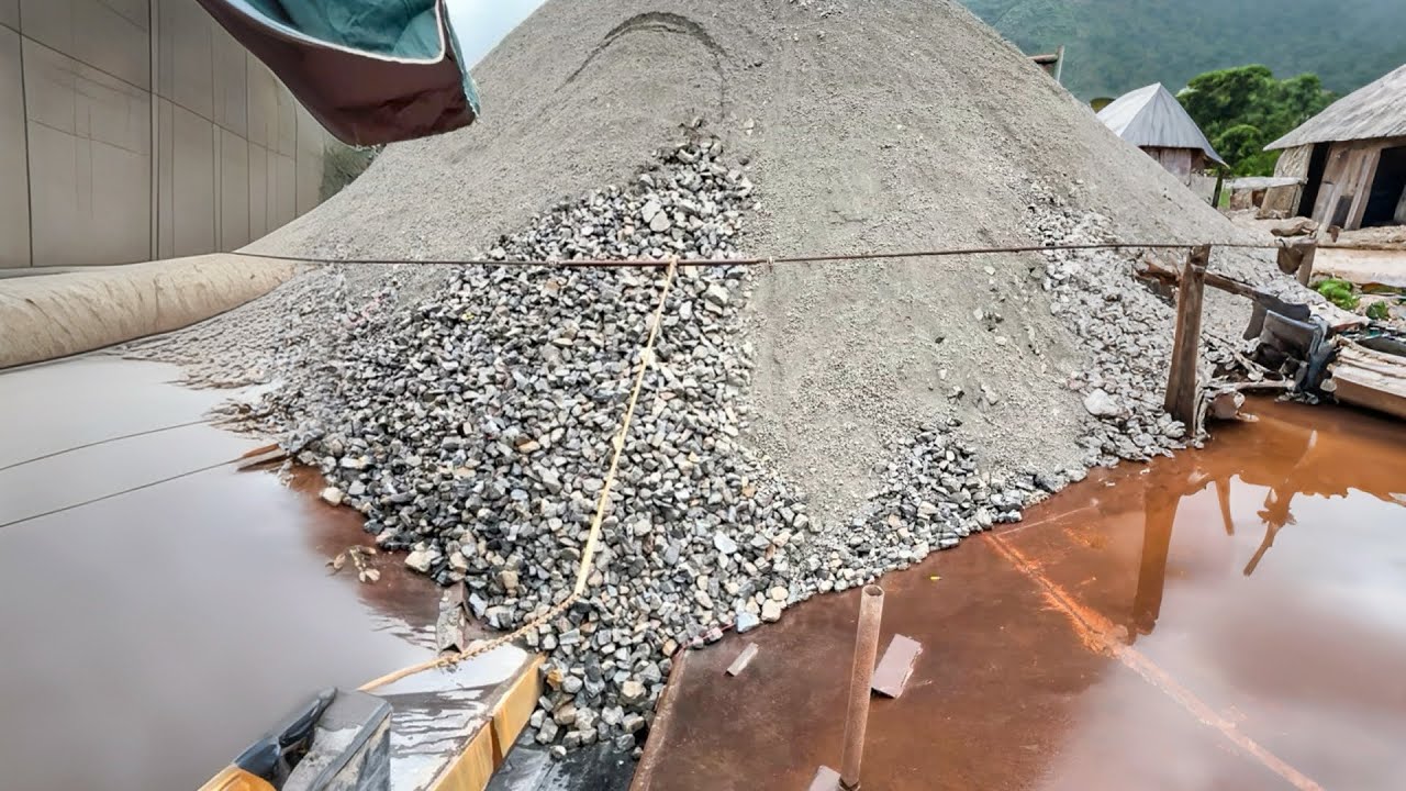 Barge unloading 2600 tons of ore - smooth relaxing flow - vlog of work on barge