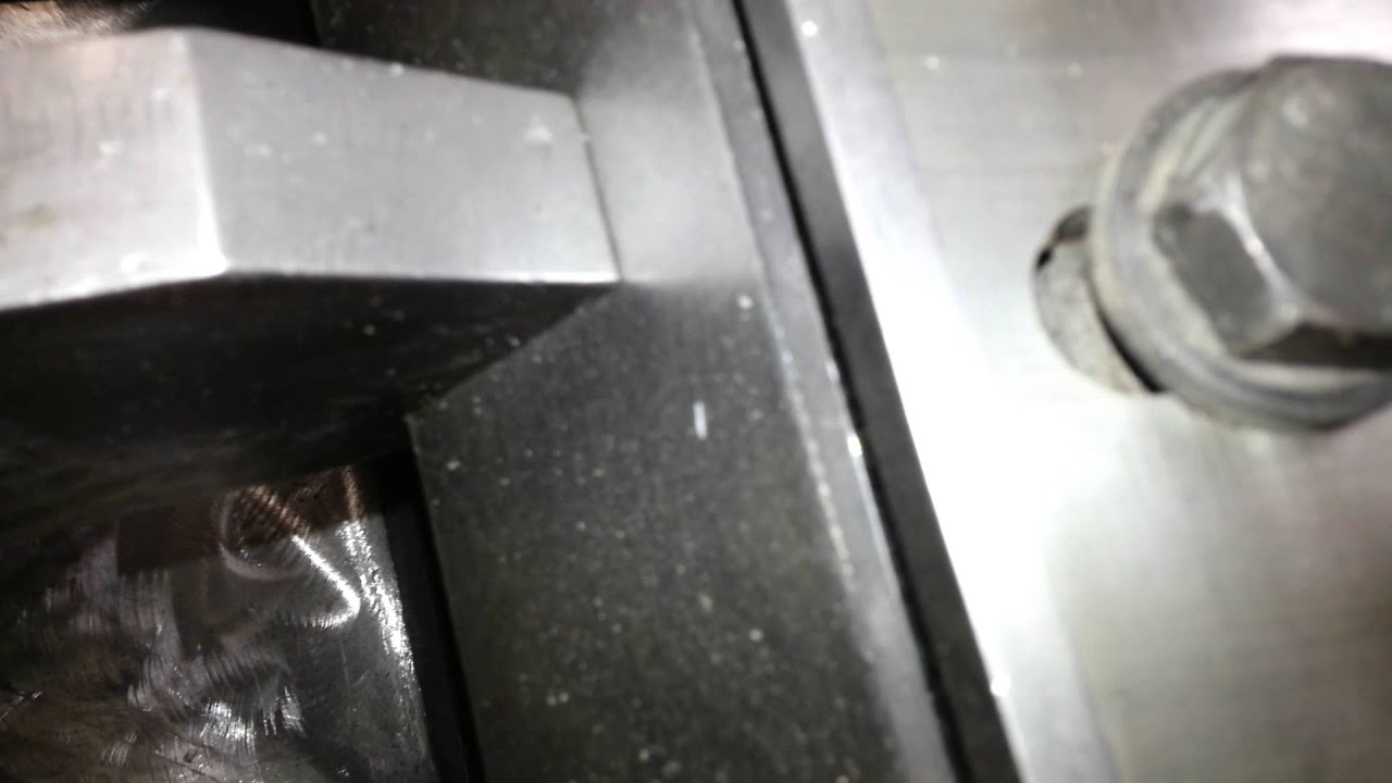 Setting blade gap on Cumberland plastic granulator
