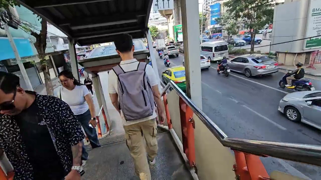 Bangkok - Ratchathewi (N1) - Exit 3 #mrt #green #bangkok #greenline #ratchathewi