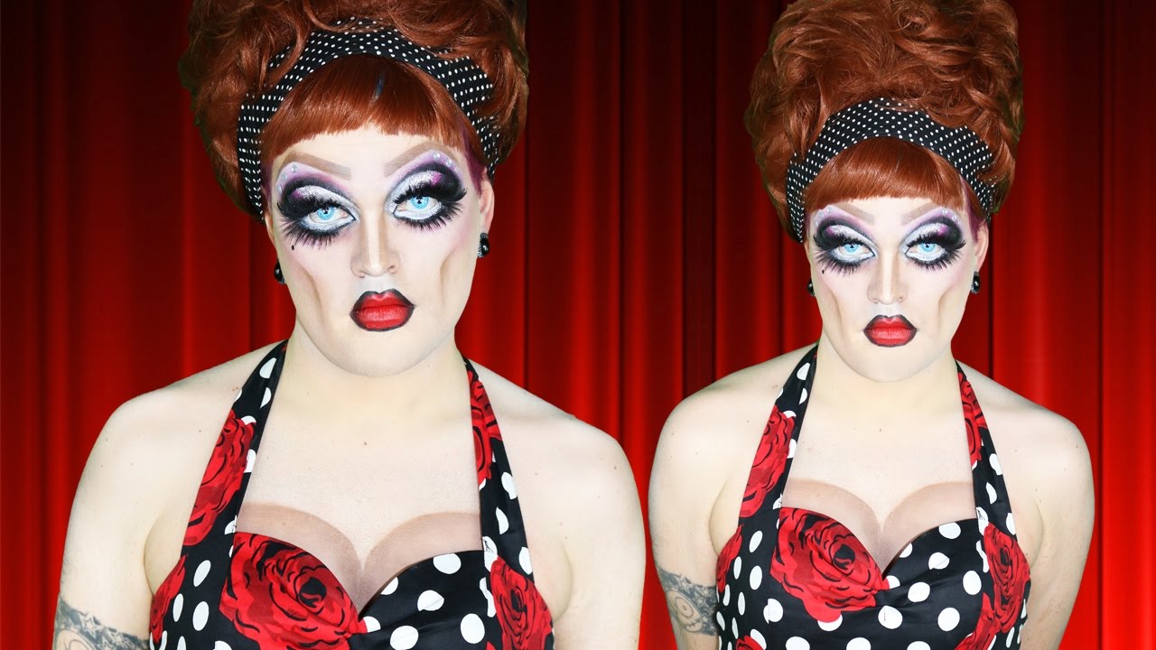 Bianca Del Rio - Ru Pauls Drag Race Makeup Tutorial!