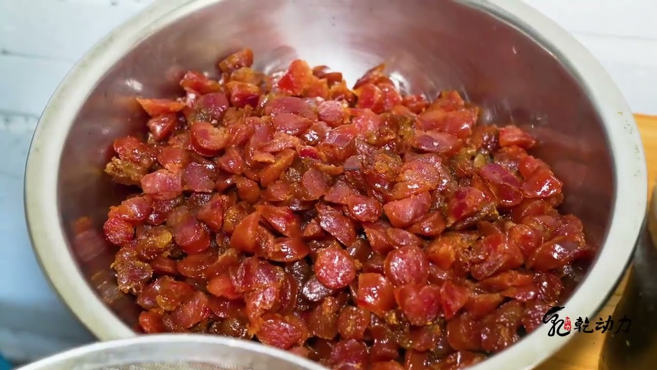 Ancient Secret: Roasted Fujian Preserved Meat on Fruitwood, a Taste of Tradition
