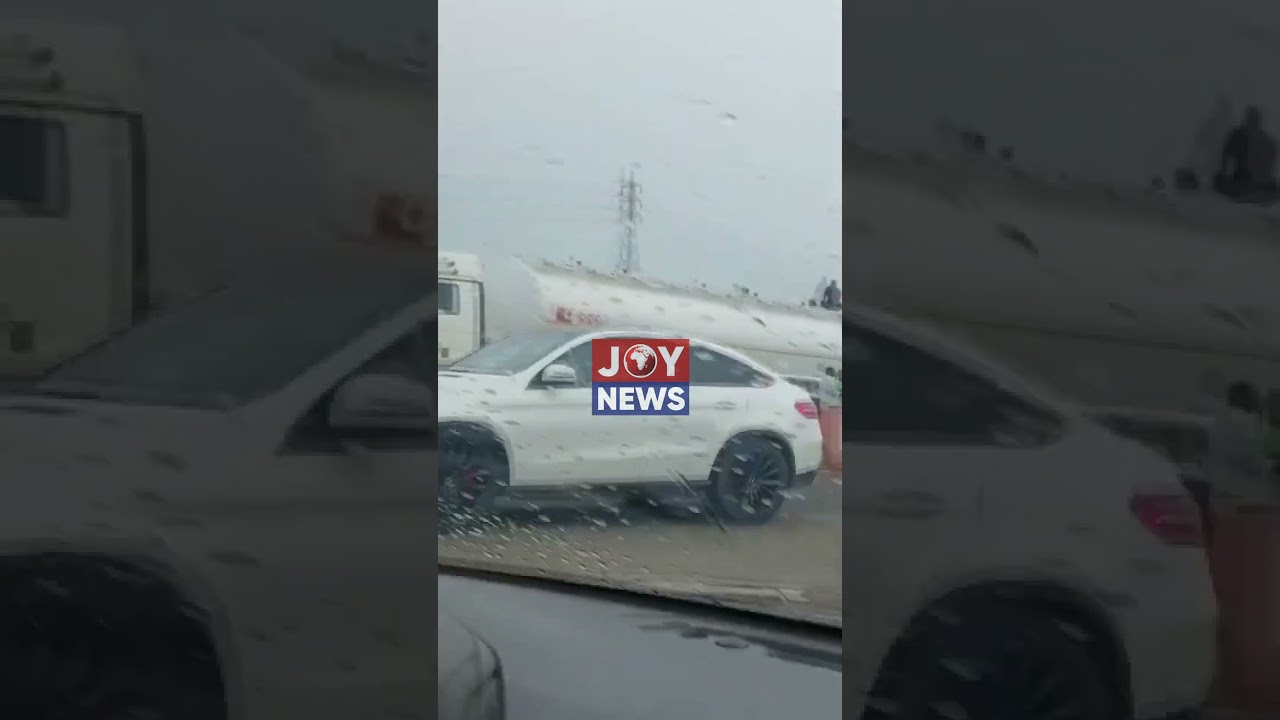 Scene from the accident site on the Accra&ndash;Tema Motorway near Saka Saka Park in early hours of today.