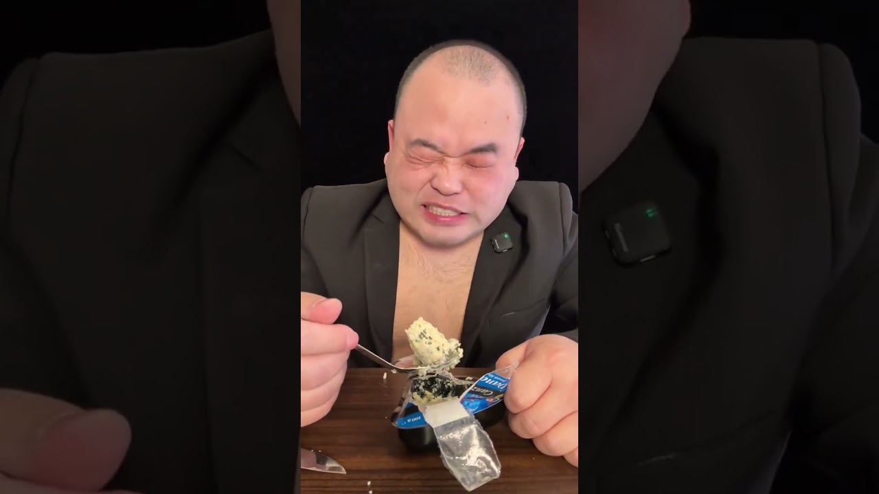 Taste the Richness: A Blue Cheese Challenge