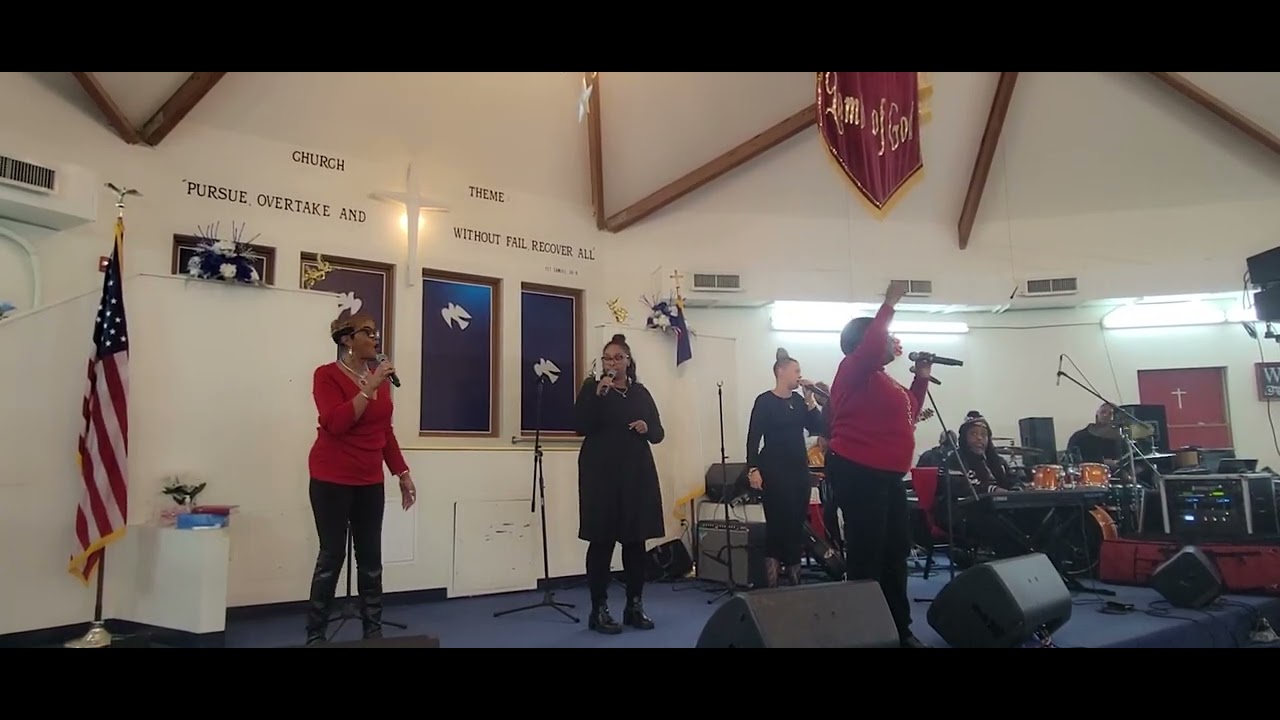 Robin and The Daughters of Zion Saturday Dec 20th 2025 by VAD 