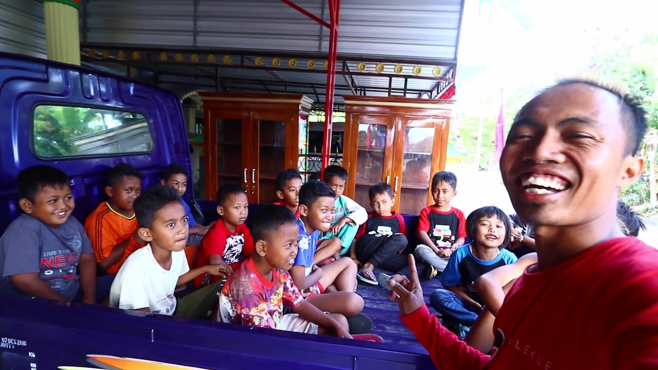 BAJINDUL AGUSTUSAN KARO CAH CILIK CILIK GES,,,
