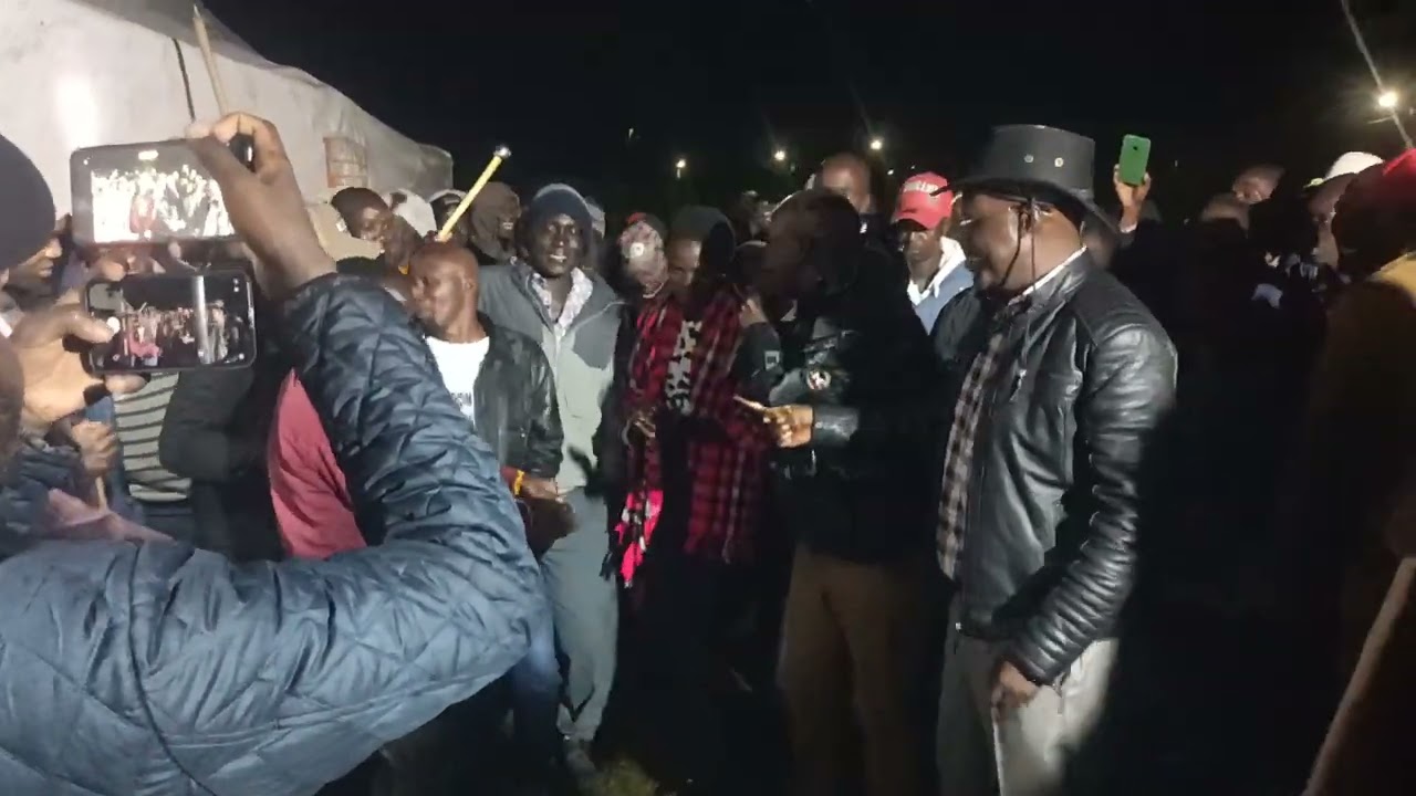 Hon Johana Ngong Ngeno Ole Kisiara ampea Robinion youngstars ksh190,000 cash cash