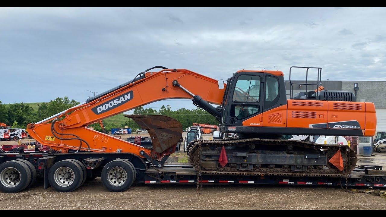 DOOSAN DX350LC -- 82,000 LB -- MO to ON