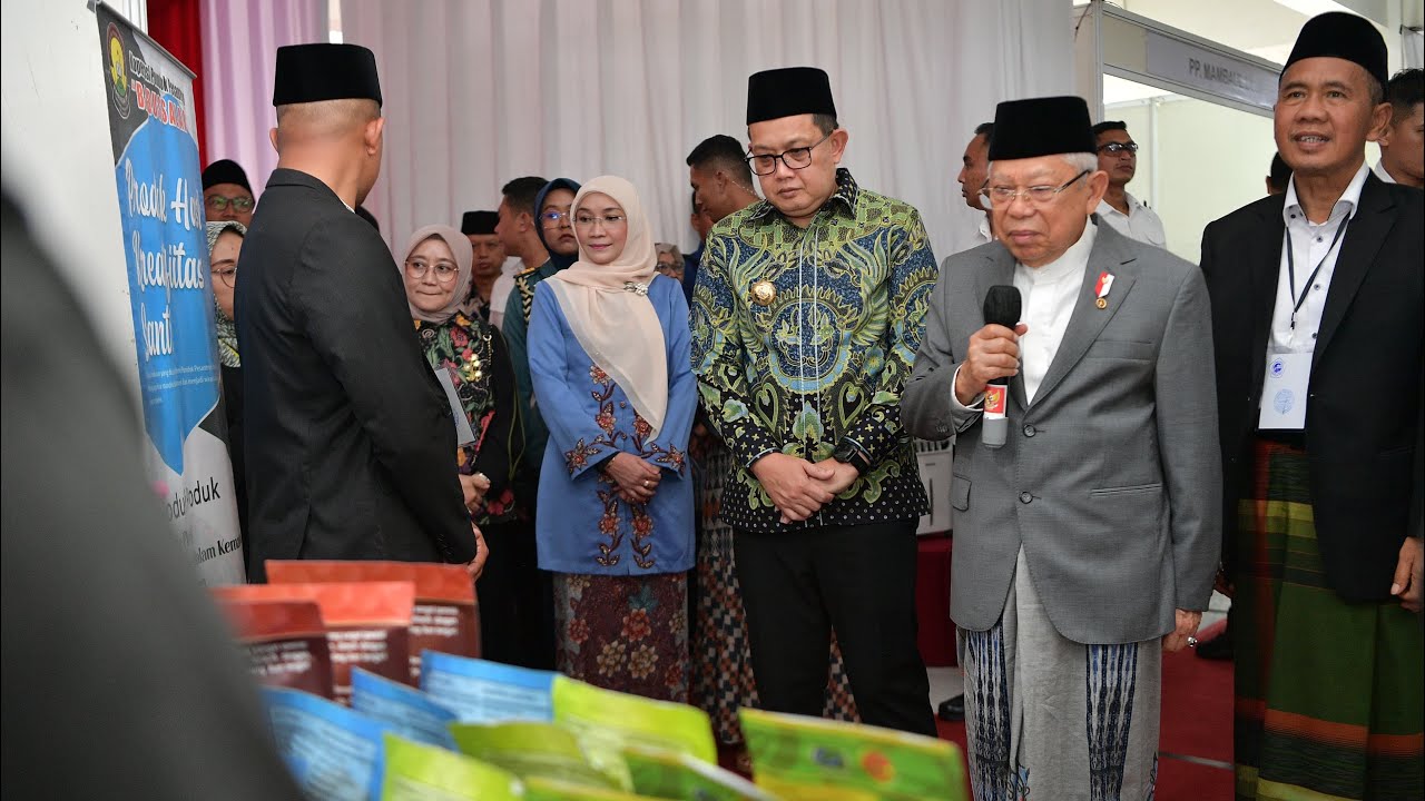 Tinjauan Stand UMKM di Pondok Pesantren Asy Syadzili, Malang, Jawa Timur