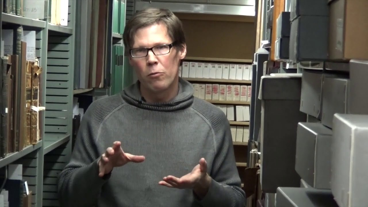Working in the Darwin Archive