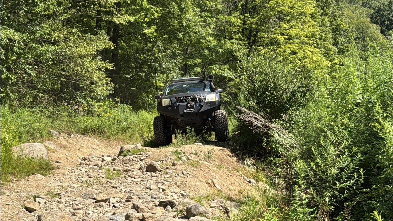 Part Deux: Exploring NY/NJ trails.  On a steep hill climb.