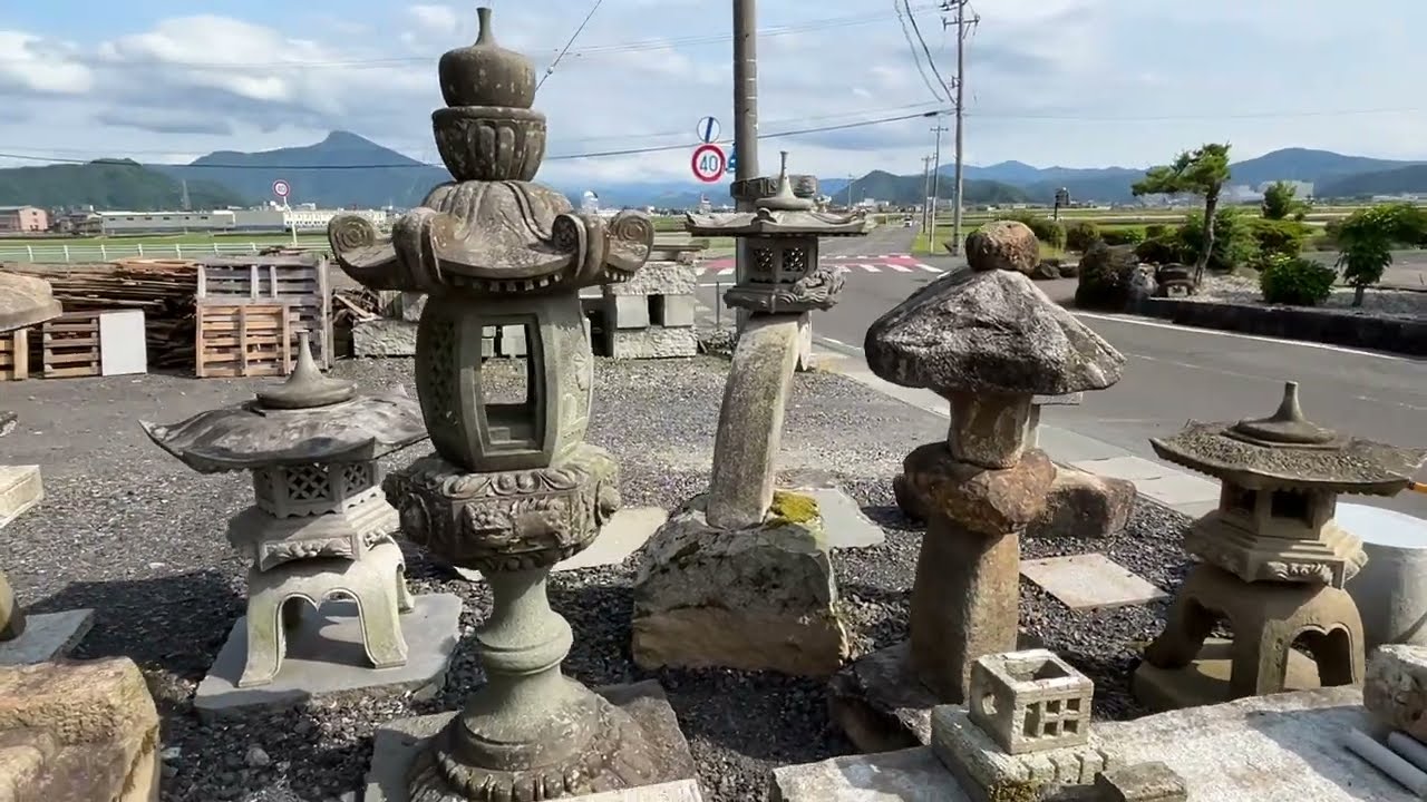 【見学】福井の石材店に集まった庭灯篭