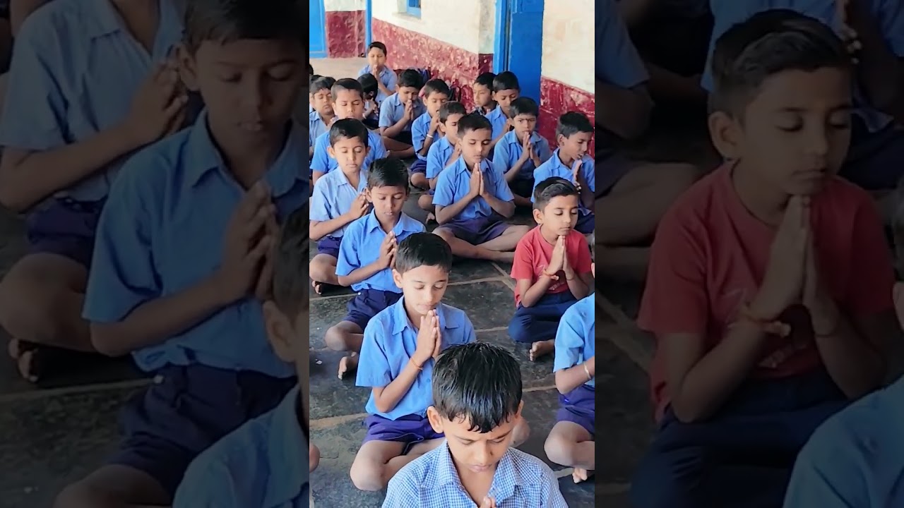 सुबह सवेरे लेकर तेरा नाम प्रभू....