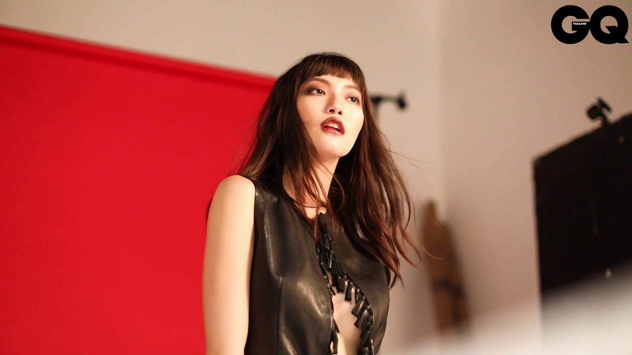 หนุ่มไทยหรือหนุ่มเกาจะชนะใจนางแบบสาวจิงจิง (Jing Jing) | GQ Women We Love
