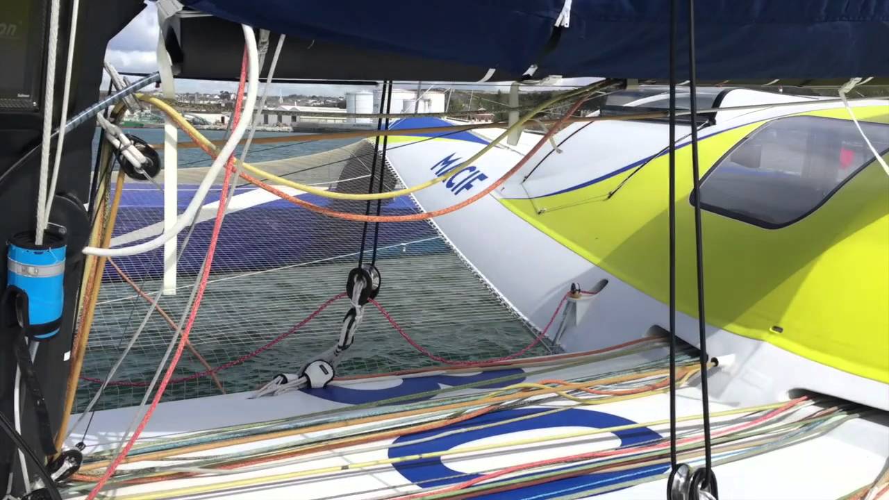 Video tour of the giant Ultimes trimaran MACIF