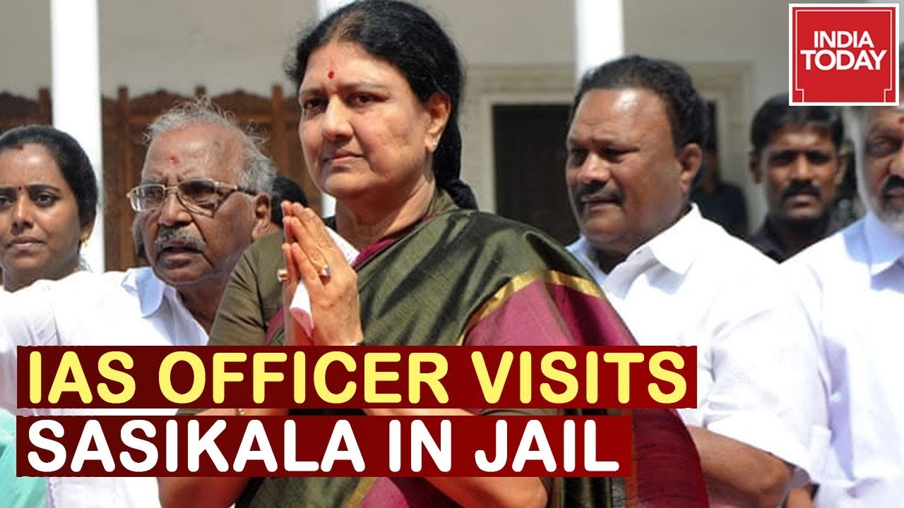 Sasikala In Jail : IAS Officer Visits Sasikala In Jail, Visit Violates Prison Rules