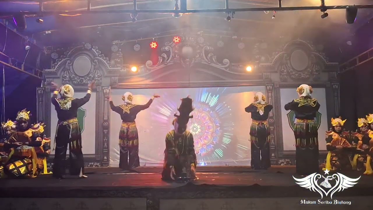 Tari 3 etnis (Toraja,Dayak,Bali) sendratasik MA. Al-Falah Lemahabang