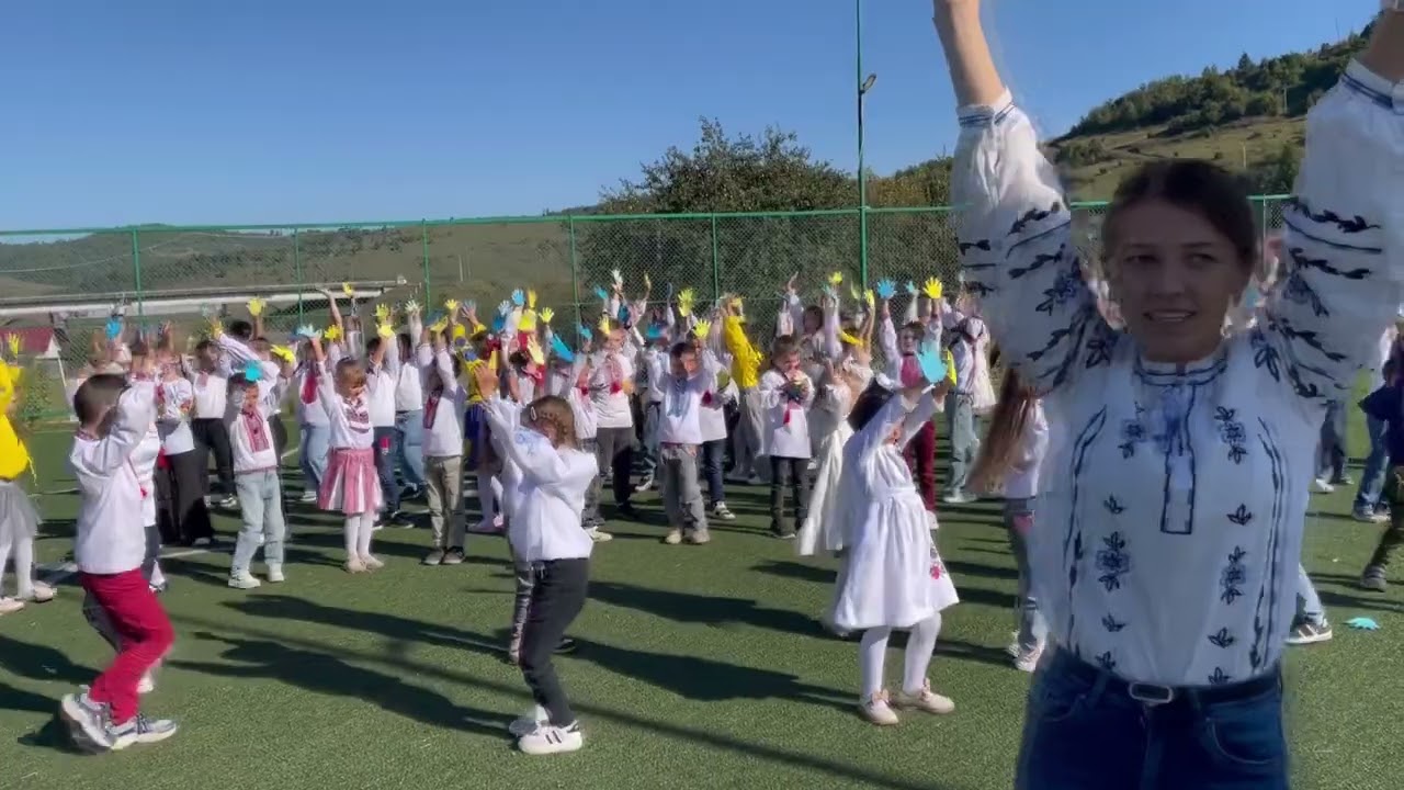 ФЛЕШМОБ ДО ВСЕСВІТНЬОГО ДНЯ МИРУ