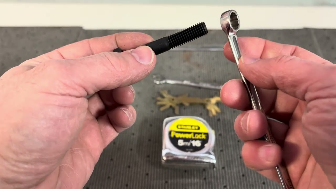 HOW TO MEASURE A METRIC BOLT