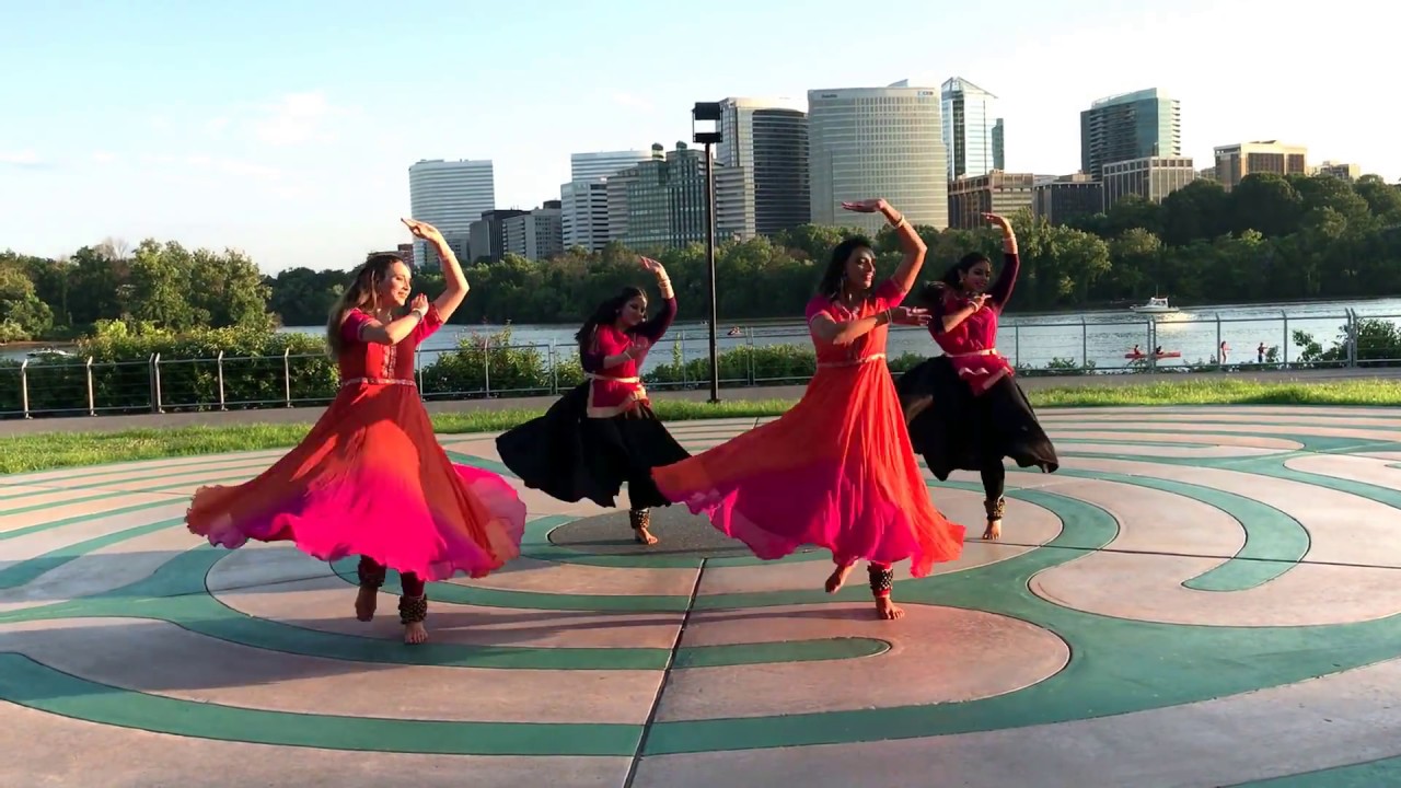 Jag Ghumeya: Semi-Classical Dance