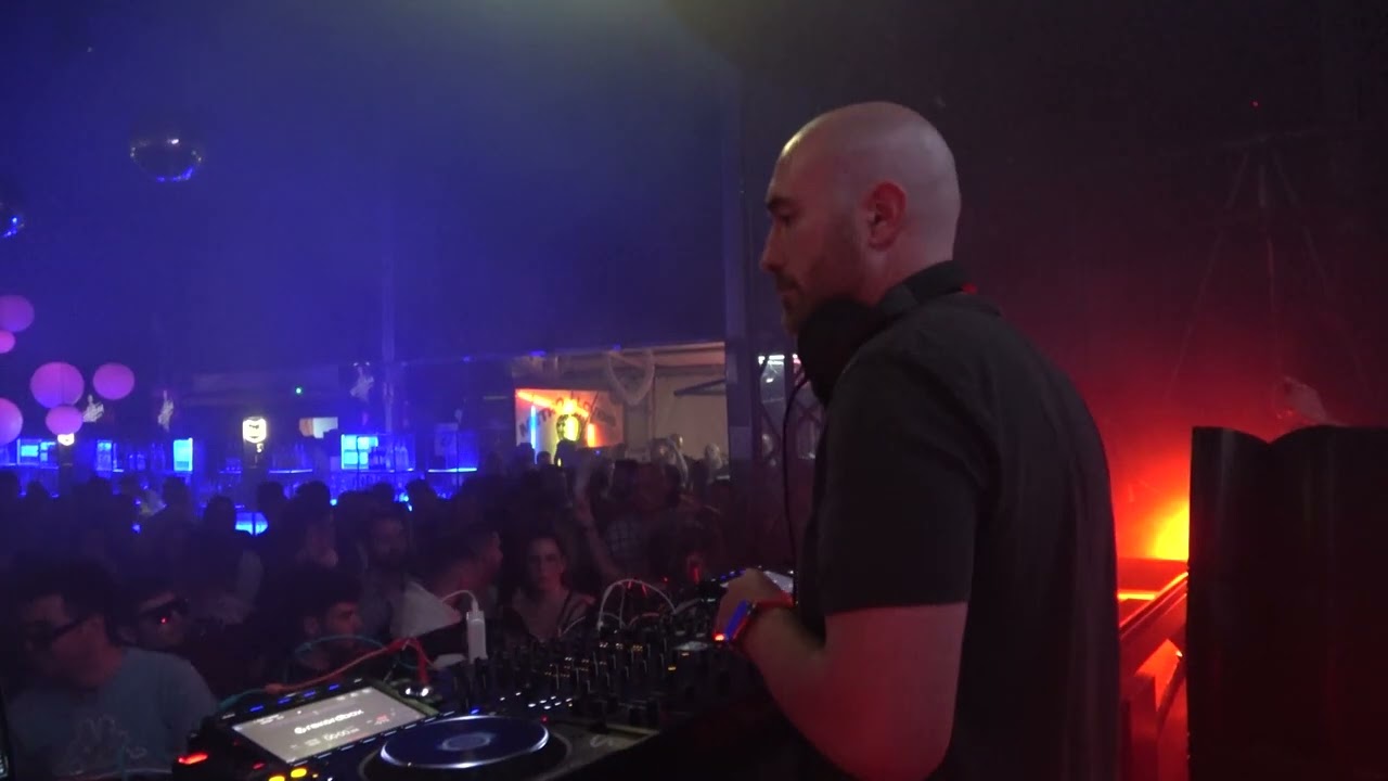Javier Galiano @ YESTERDAY 16 (18 noviembre  2023)