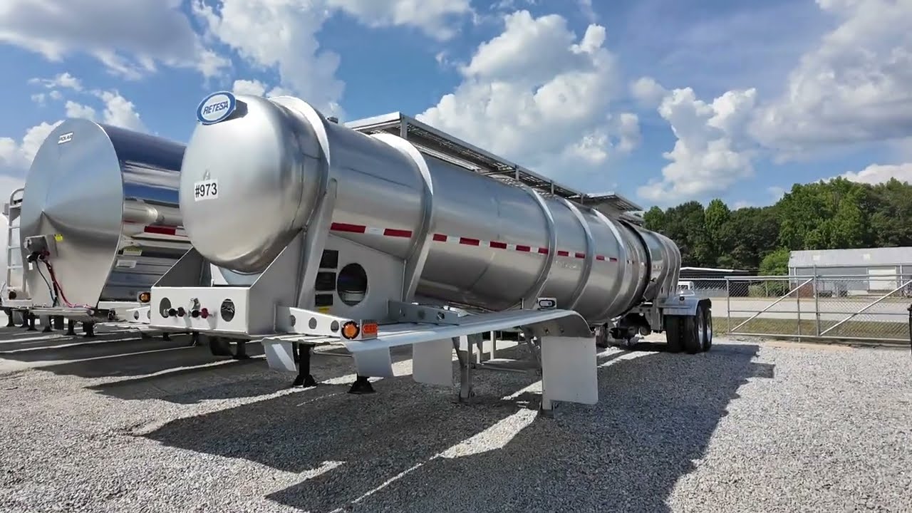 New 2025 Retesa Deep Drop Fertilizer Trailer