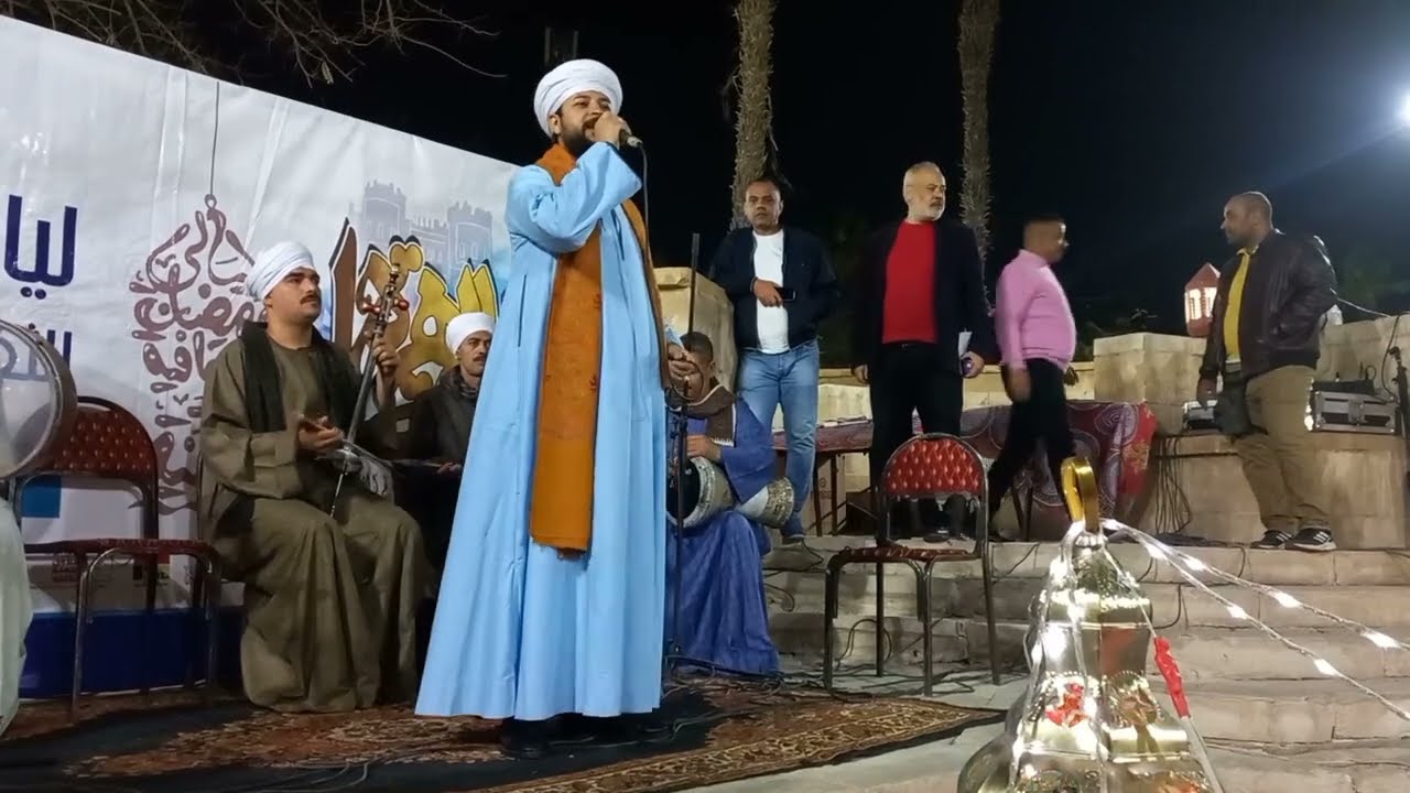 دكتور الفن محمد عزت  السيره الهلاليه ليله من الليالي رمضان في مصر
