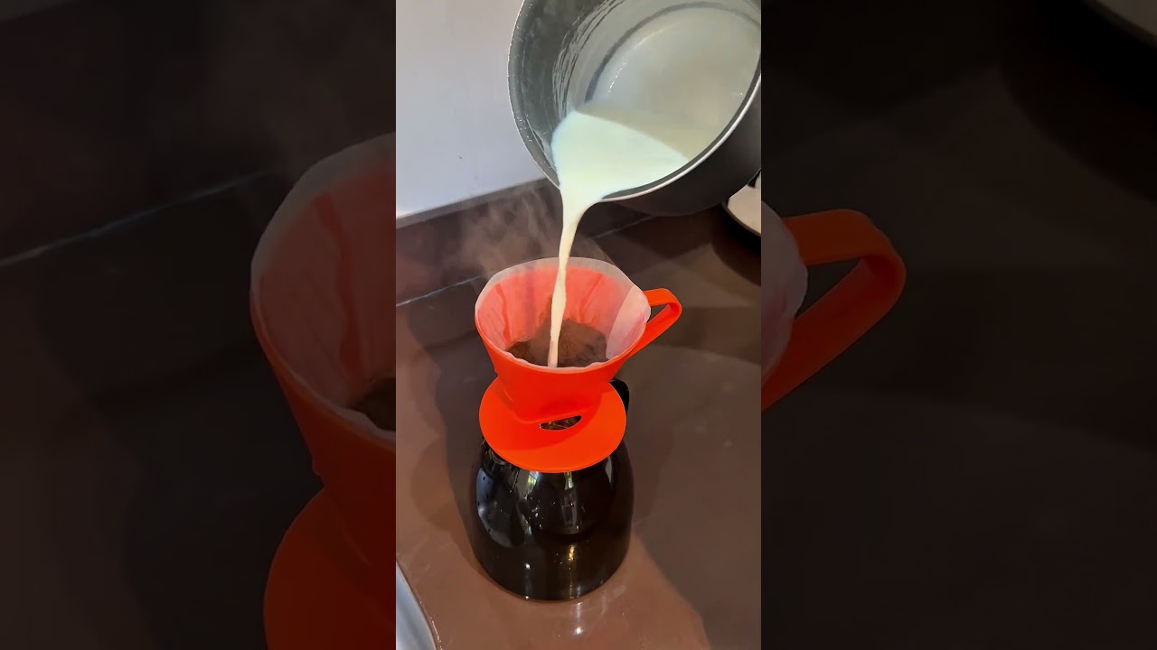 Tu gosta de caf&eacute; com leite tu precisa fazer assim!#shorts #dicas #cafe #cafecomleite #cafedamanha