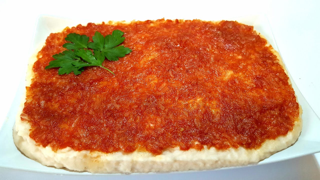 Fasole bătută (fasole făcăluită) cu ceapă calită - unul din cele mai iubite preparate tradiționale